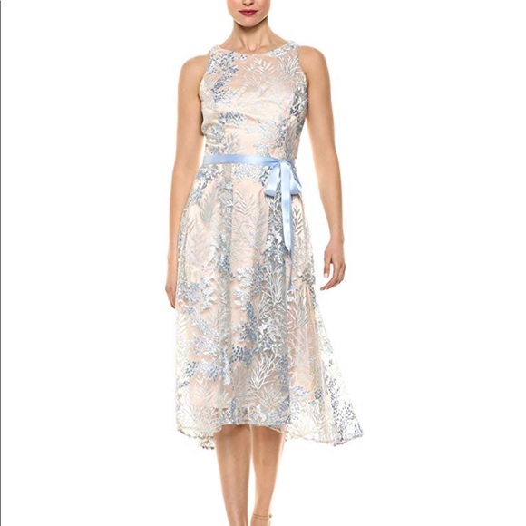 Sz 8 Tahari Powder Blue Embroidered formal dress - Picture 4 of 8